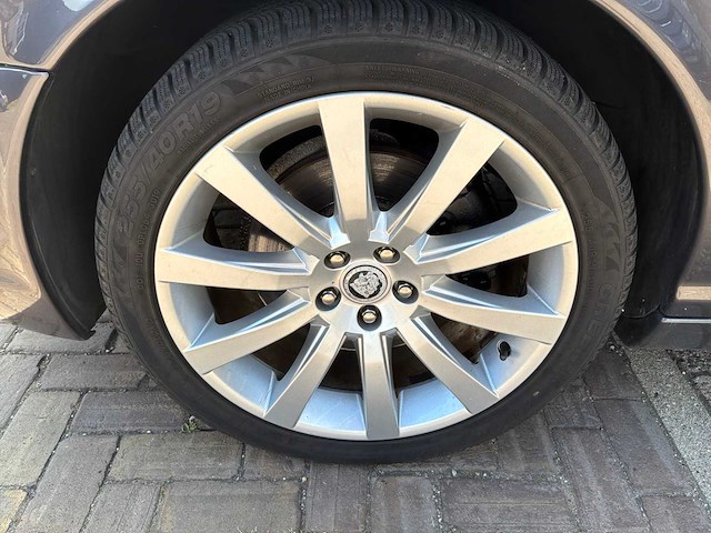 2009 jaguar xj 2.7d v6 personenauto - afbeelding 17 van  27