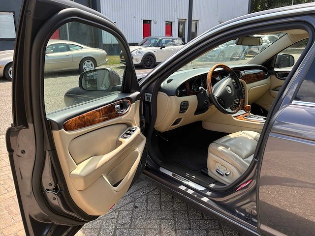 2009 jaguar xj 2.7d v6 personenauto - afbeelding 27 van  27