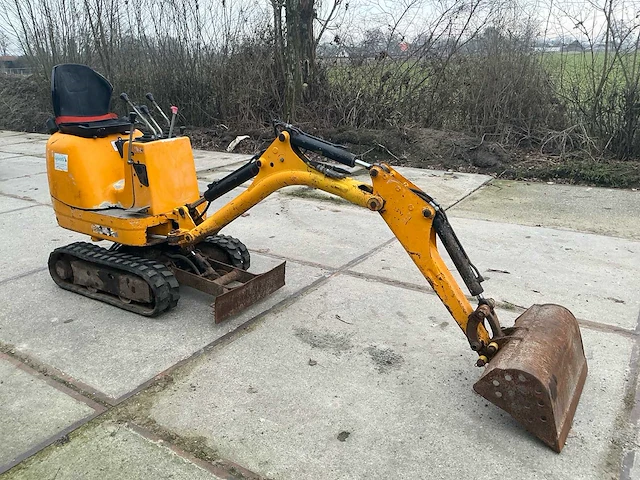 2009 jcb micro 8008 minigraafmachine - afbeelding 14 van  18