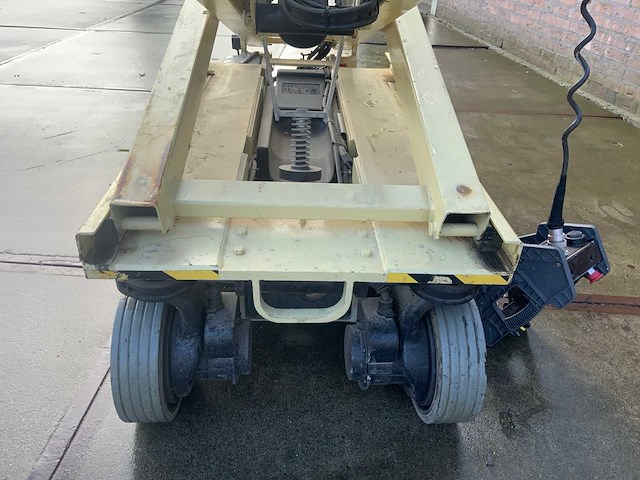 2009 jlg 1930 es schaarhoogwerker - afbeelding 4 van  21