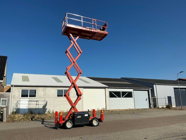 2009 jlg 260mrt hoogwerker - afbeelding 14 van  14