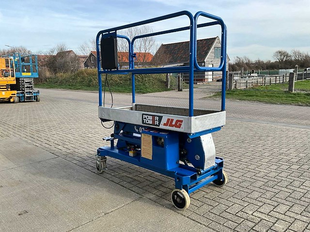 2009 jlg power tower hoogwerker - afbeelding 4 van  11