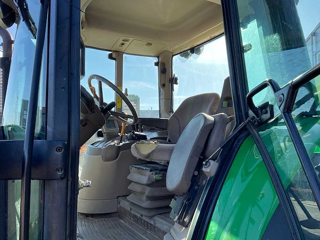 2009 john deere 6830 premium mw2 vierwielaangedreven landbouwtractor - afbeelding 9 van  25