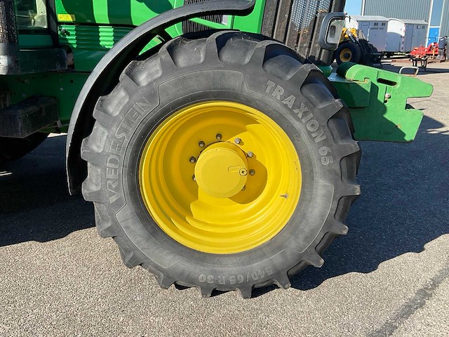 2009 john deere 6830 premium mw2 vierwielaangedreven landbouwtractor - afbeelding 25 van  25