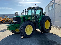 2009 john deere 6830 premium mw2 vierwielaangedreven landbouwtractor - afbeelding 1 van  21
