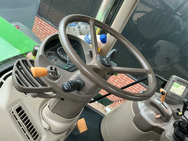 2009 john deere 6930 premium ap vierwielaangedreven landbouwtractor - afbeelding 4 van  26