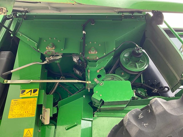2009 john deere t670 maaidorser - afbeelding 1 van  17