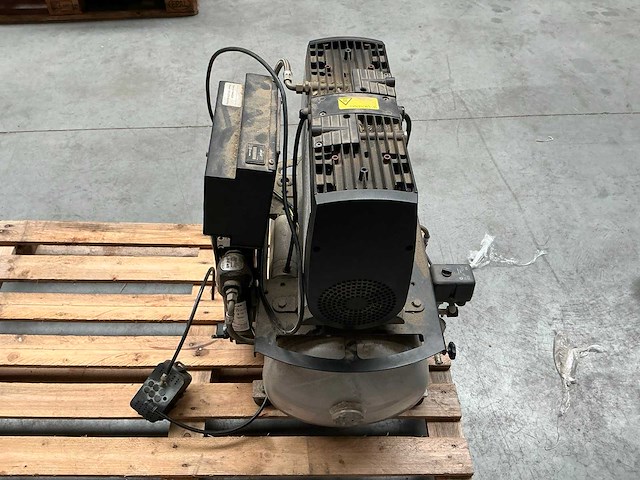 2009 jun-air of1202-40bd3 olievrije compressor - afbeelding 6 van  12