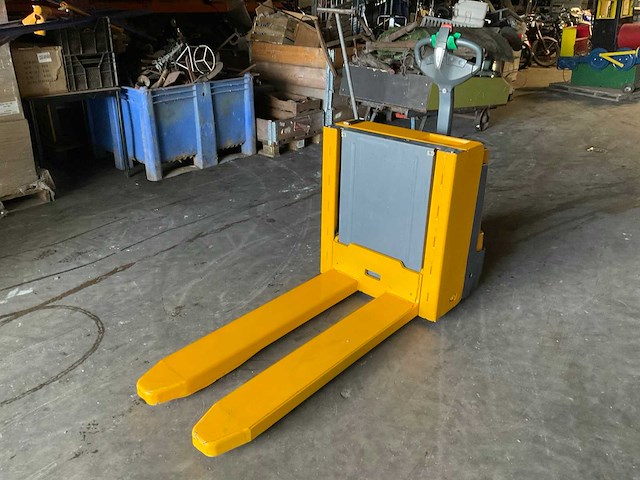 2009 jungheinrich ejec20 elektrische meeneemheftruck - afbeelding 1 van  11