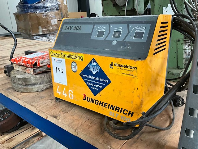 2009 jungheirich slt 100 24v 40a acculader - afbeelding 1 van  4
