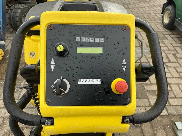 2009 kärcher d55 achterloop schrobmachine - afbeelding 6 van  8