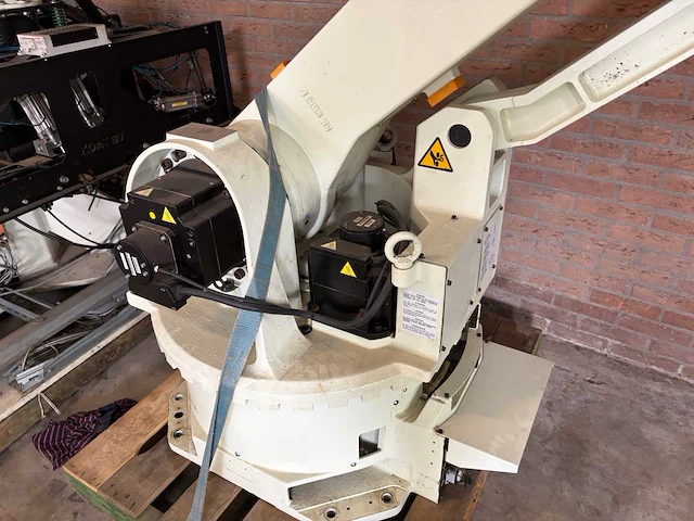 2009 kawasaki zd130s d (sorteer) robot - afbeelding 31 van  112