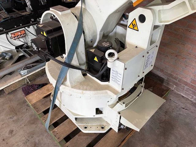 2009 kawasaki zd130s d (sorteer) robot - afbeelding 88 van  112