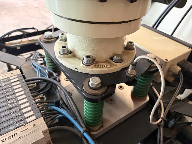 2009 kawasaki zd130s d (sorteer) robot - afbeelding 110 van  112