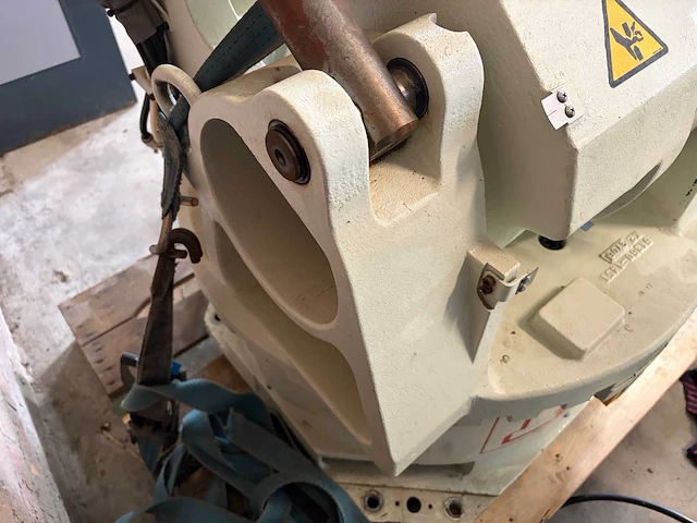 2009 kawasaki zd130s d (sorteer) robot - afbeelding 97 van  119