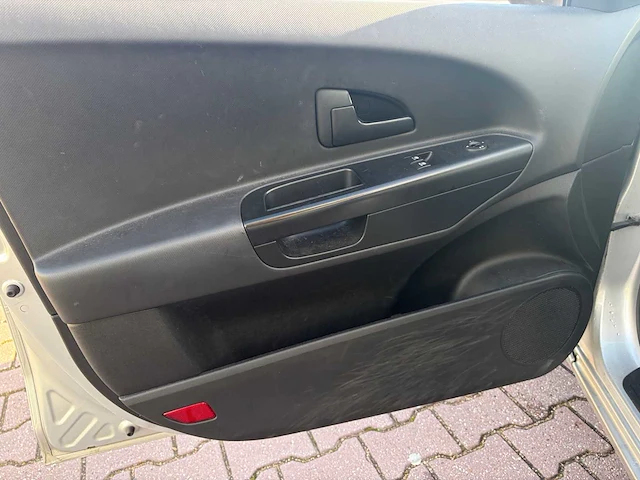 2009 kia cee'd sporty wagon 1.4 x-tra personenauto - afbeelding 8 van  69