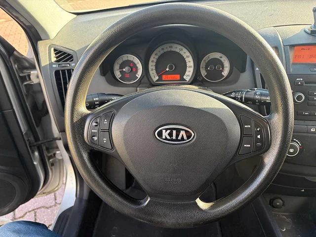 2009 kia cee'd sporty wagon 1.4 x-tra personenauto - afbeelding 11 van  69