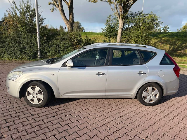 2009 kia cee'd sporty wagon 1.4 x-tra personenauto - afbeelding 63 van  69