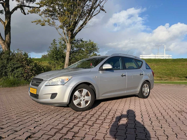 2009 kia cee'd sporty wagon 1.4 x-tra personenauto - afbeelding 43 van  47