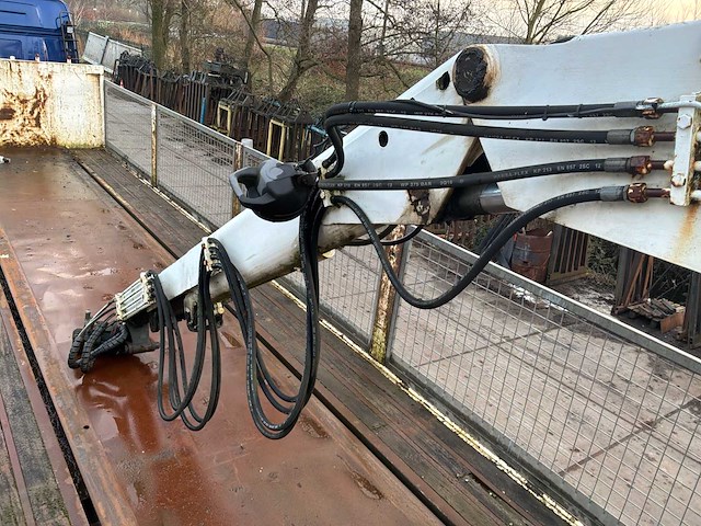 2009 kwb p393stih oplegger met kennis r-16 kraan - afbeelding 15 van  27