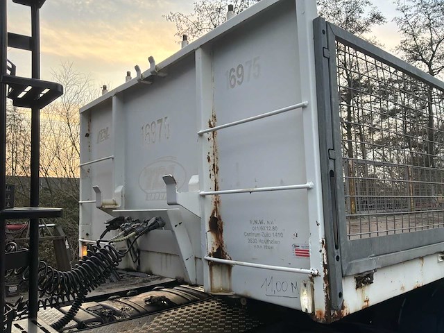 2009 kwb p393stih oplegger met kennis r-16 kraan - afbeelding 24 van  27