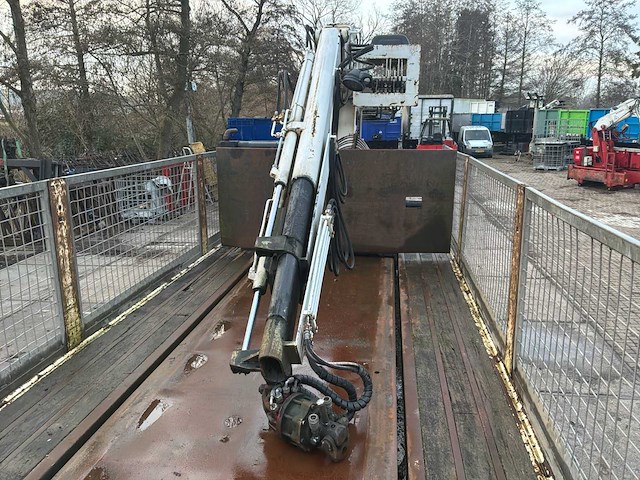 2009 kwb p393stih oplegger met kennis r-16 kraan - afbeelding 24 van  29