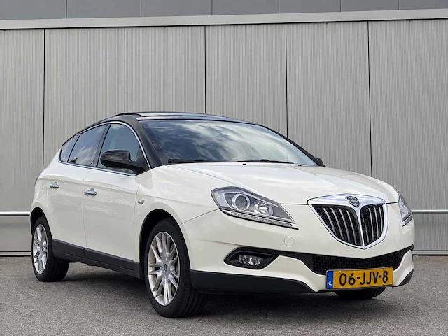 2009 lancia delta 1.4-16v platino panoramadak personenauto - afbeelding 11 van  15