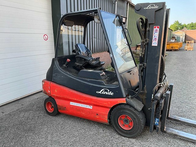2009 linde e30 / 02 vorkheftruck - afbeelding 13 van  17
