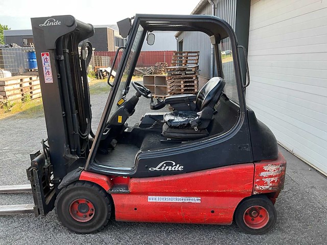 2009 linde e30 / 02 vorkheftruck - afbeelding 15 van  17