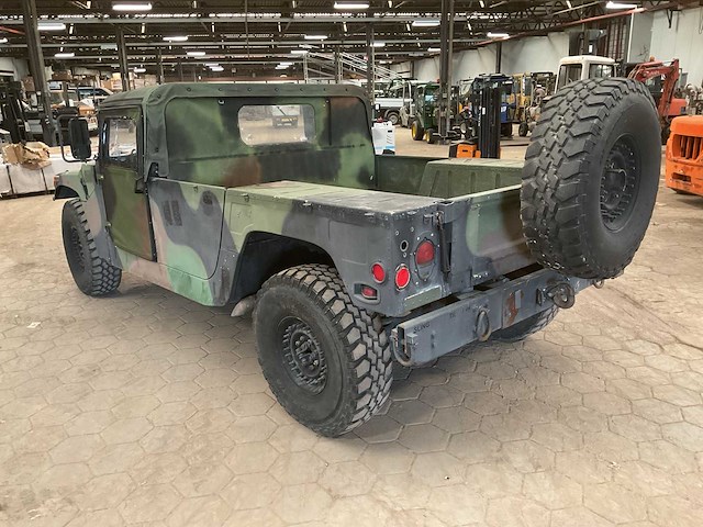 2009 m1114 humvee legervoertuig - afbeelding 12 van  21