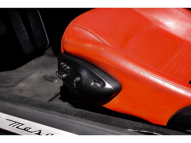 2009 maserati granturismo s coupe 4,7l v8 btw auto - afbeelding 39 van  68