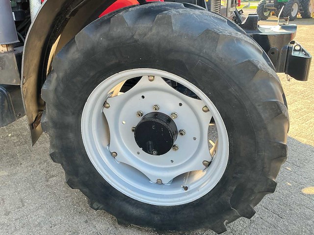 2009 massey ferguson 6465t3 vierwielaangedreven landbouwtractor - afbeelding 2 van  28