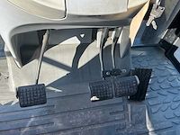 2009 massey ferguson 6465t3 vierwielaangedreven landbouwtractor - afbeelding 8 van  28