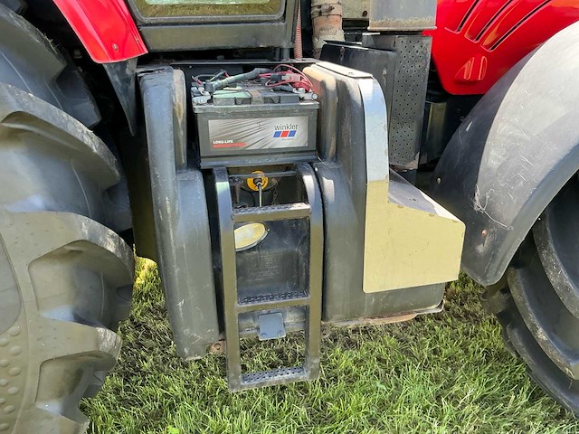 2009 massey ferguson 8480 dyna vt vierwielaangedreven landbouwtractor - afbeelding 7 van  30