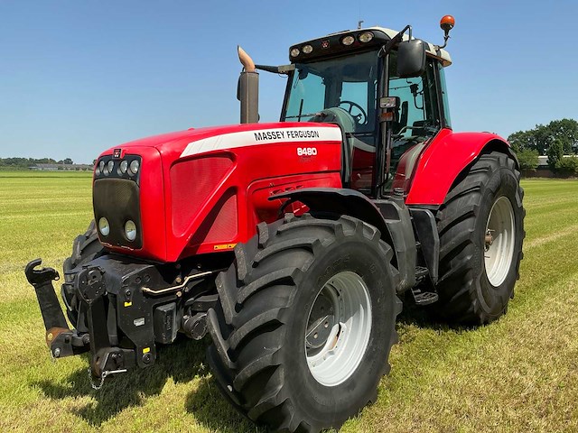 2009 massey ferguson 8480 dyna vt vierwielaangedreven landbouwtractor - afbeelding 1 van  30