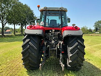 2009 massey ferguson 8480 dyna vt vierwielaangedreven landbouwtractor - afbeelding 25 van  30