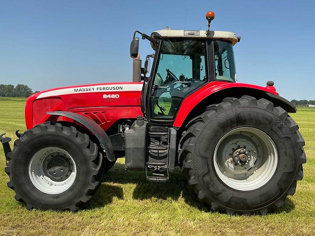 2009 massey ferguson 8480 dyna vt vierwielaangedreven landbouwtractor - afbeelding 26 van  30