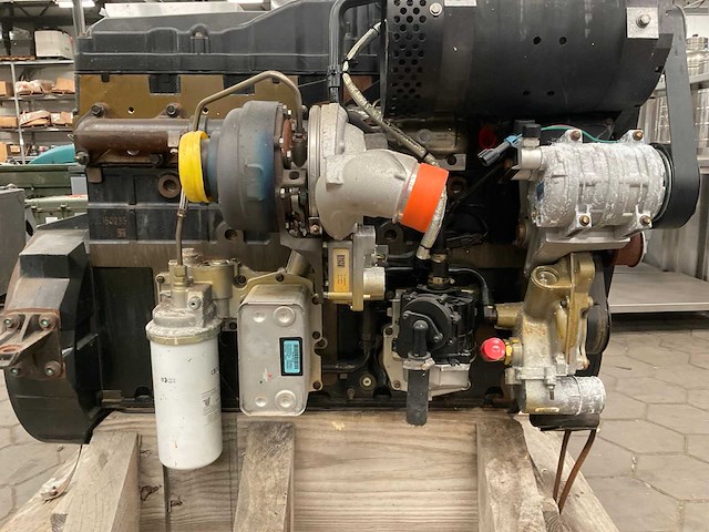 2009 maxxforce mdt375 dieselmotor - afbeelding 11 van  12