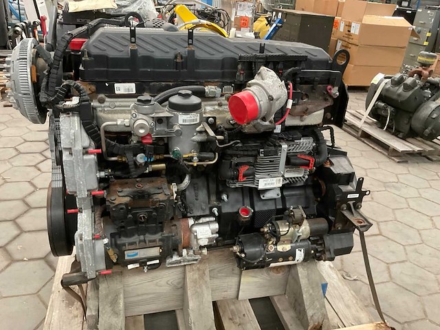 2009 maxxforce mdt375 dieselmotor - afbeelding 4 van  12