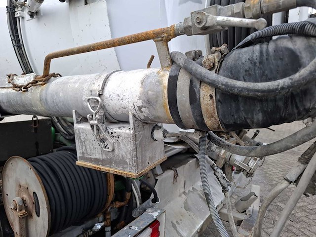 2009 mercedes-benz axor 1829 l kolkenzuiger vrachtwagen - afbeelding 20 van  54