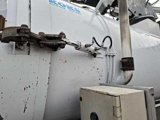 2009 mercedes-benz axor 1829 l kolkenzuiger vrachtwagen - afbeelding 27 van  54