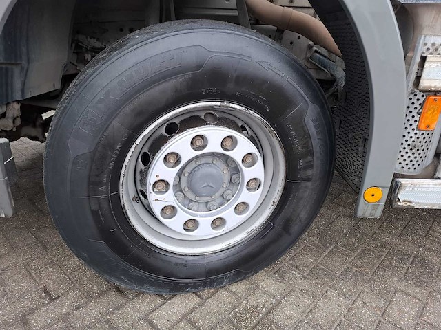 2009 mercedes-benz axor 1829 l kolkenzuiger vrachtwagen - afbeelding 48 van  54