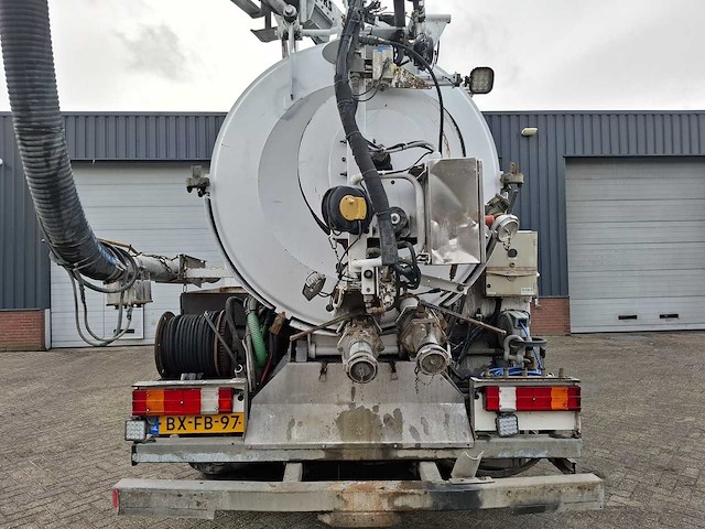 2009 mercedes-benz axor 1829 l kolkenzuiger vrachtwagen - afbeelding 45 van  54