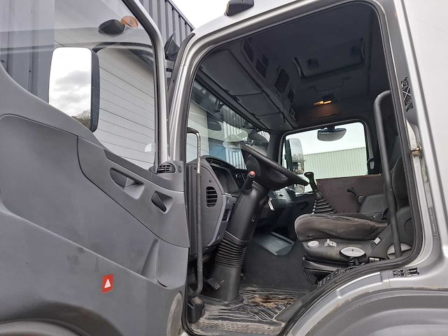 2009 mercedes-benz axor 1829 l kolkenzuiger vrachtwagen - afbeelding 51 van  54