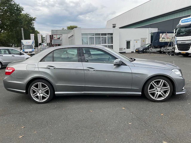 2009 mercedes-benz e-klasse 350 cgi personenauto - afbeelding 30 van  35