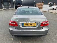 2009 mercedes-benz e-klasse 350 cgi personenauto - afbeelding 32 van  35