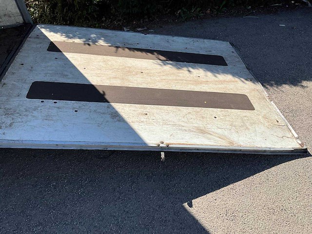 2009 midas aanhangwagen - afbeelding 2 van  20