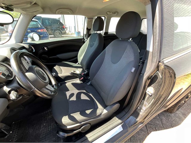 2009 mini mini 1.6 one personenauto - afbeelding 2 van  25
