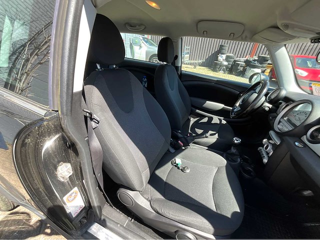 2009 mini mini 1.6 one personenauto - afbeelding 9 van  25