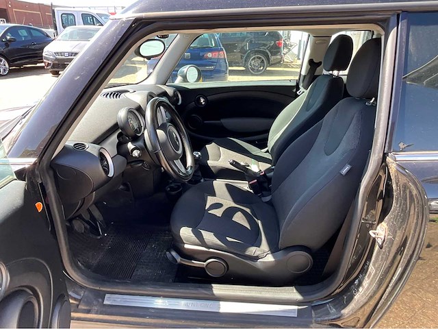2009 mini mini 1.6 one personenauto - afbeelding 25 van  25